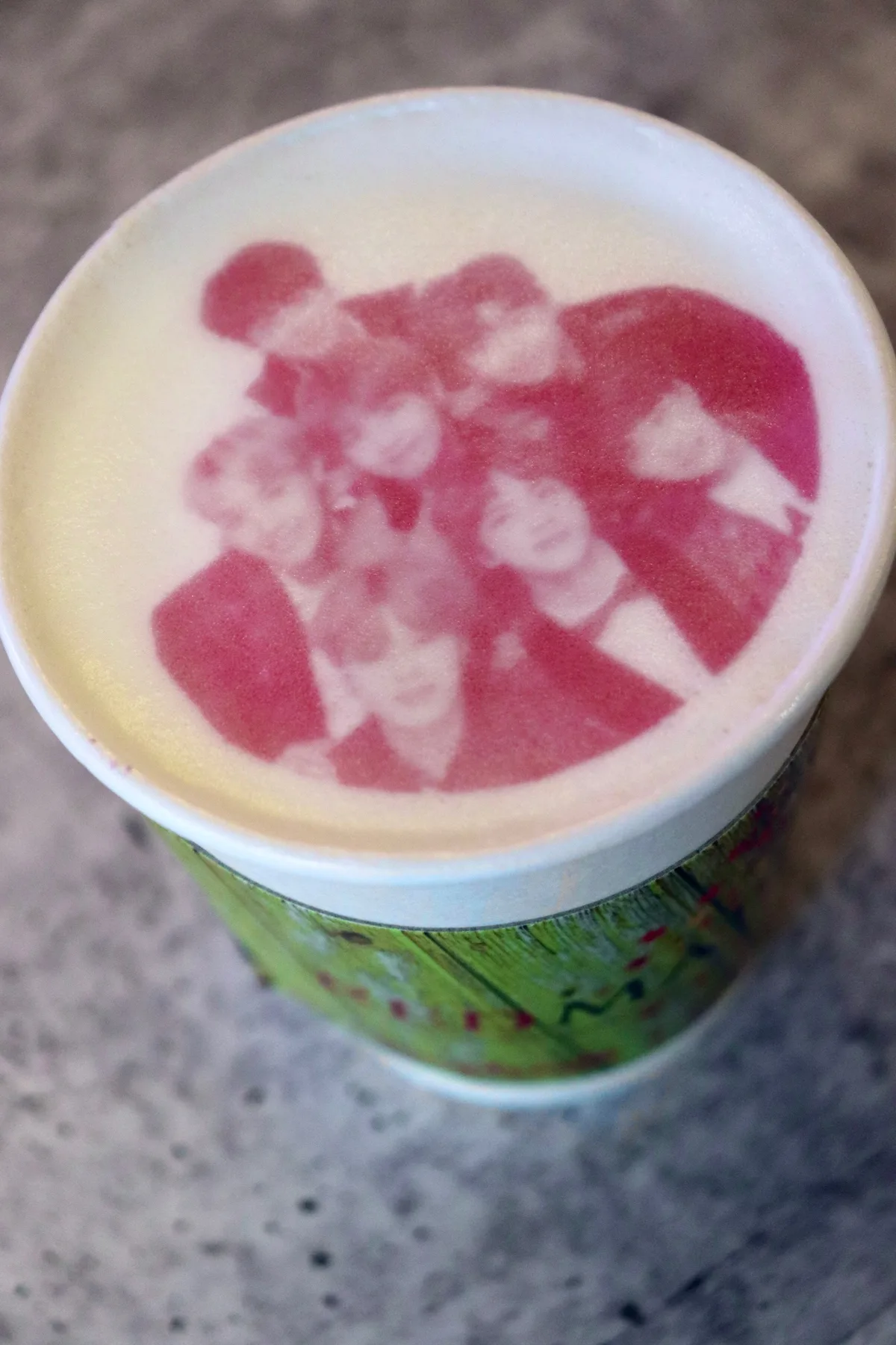 To-go latte with printed image on the foam